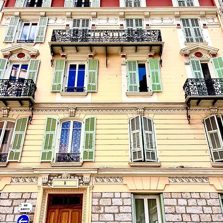 Duplex Moderne Port De *